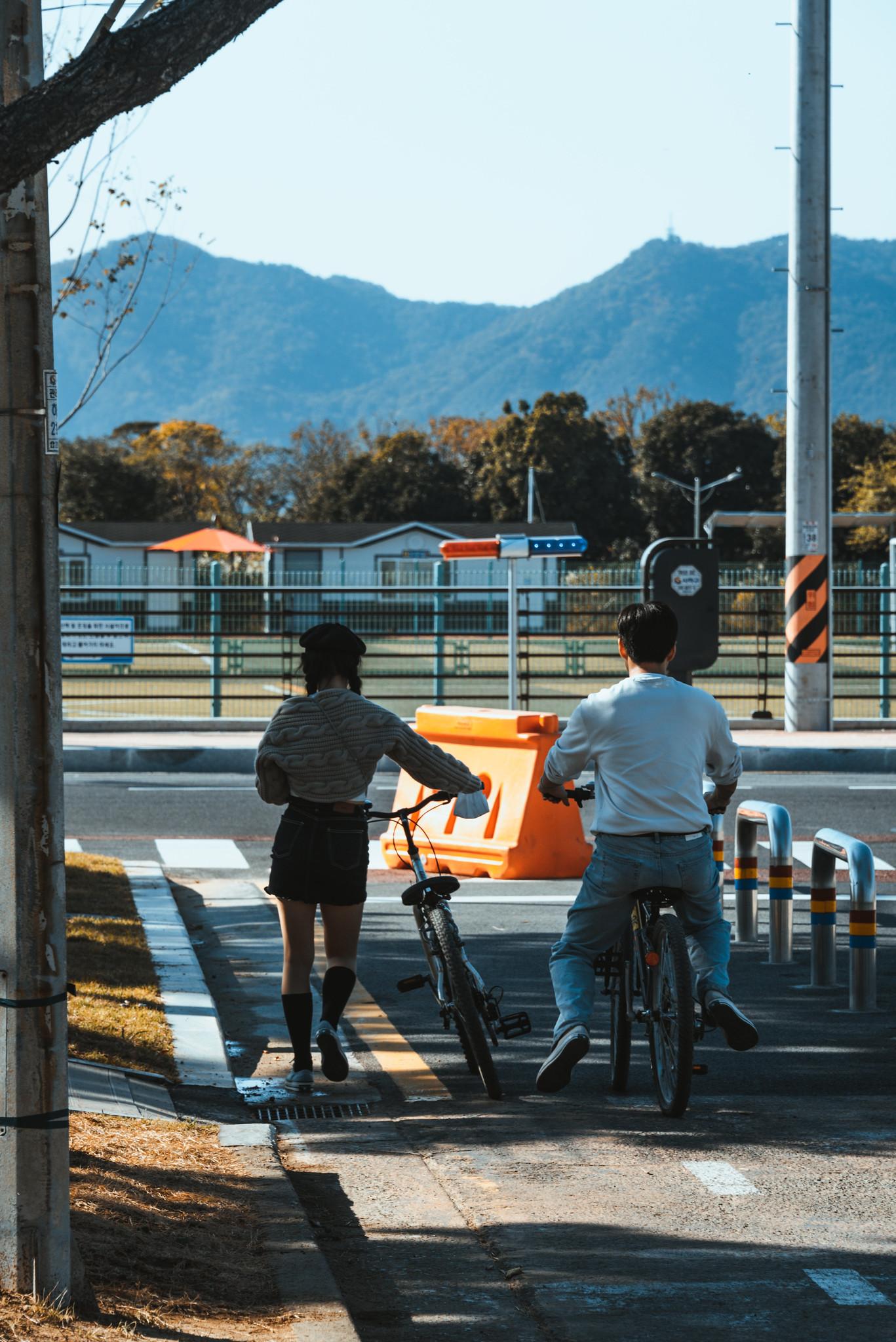 A Couple at Eulsukdo