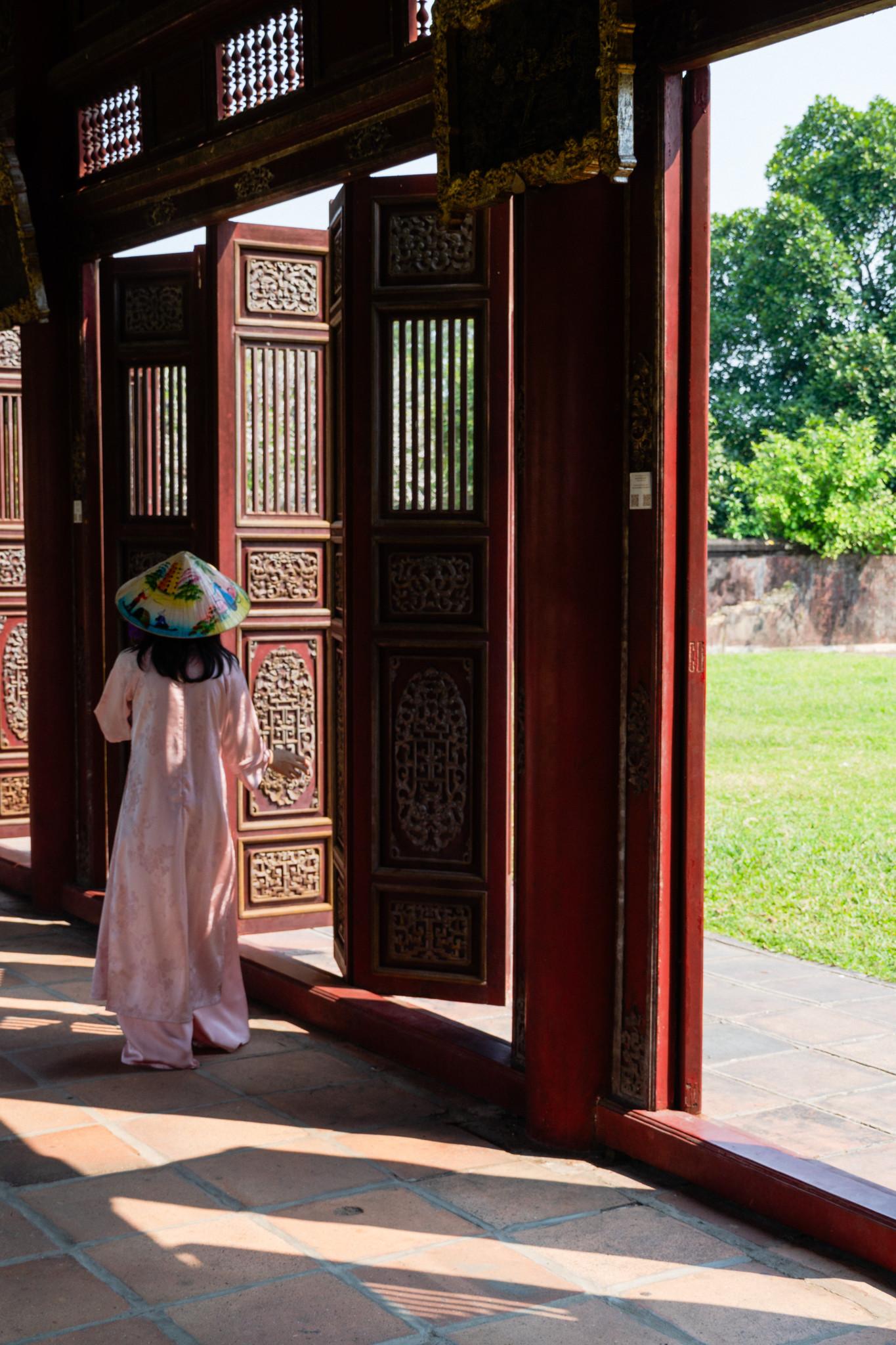 Lost in the Imperial City