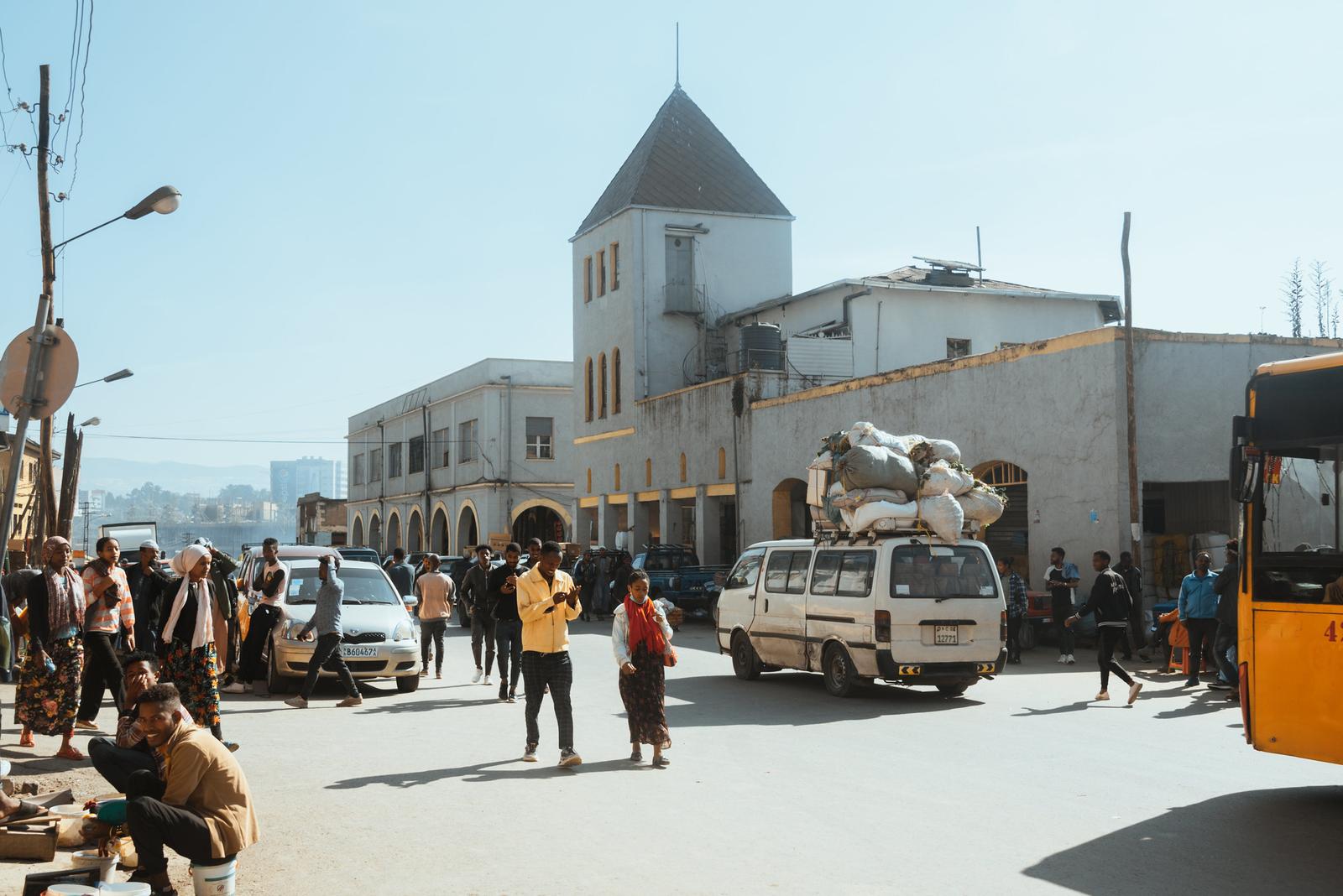 Mercato Market