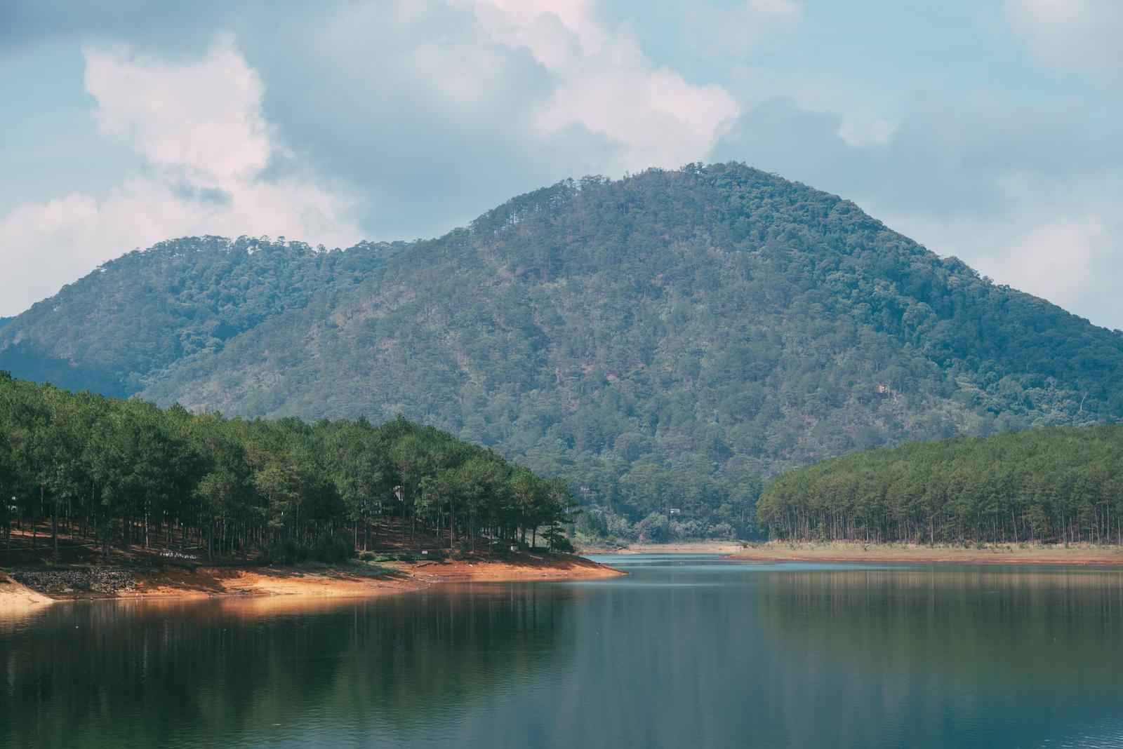 Tuyen Lam Lake Panorama