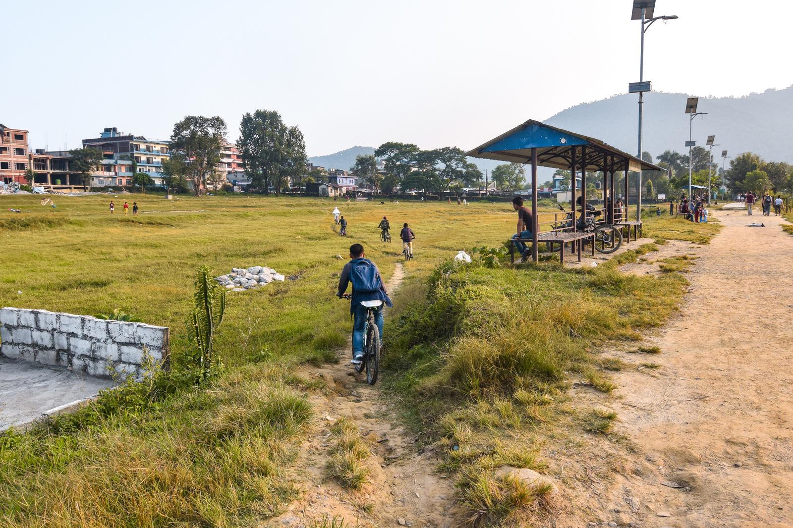 Cuộc sống bên hồ