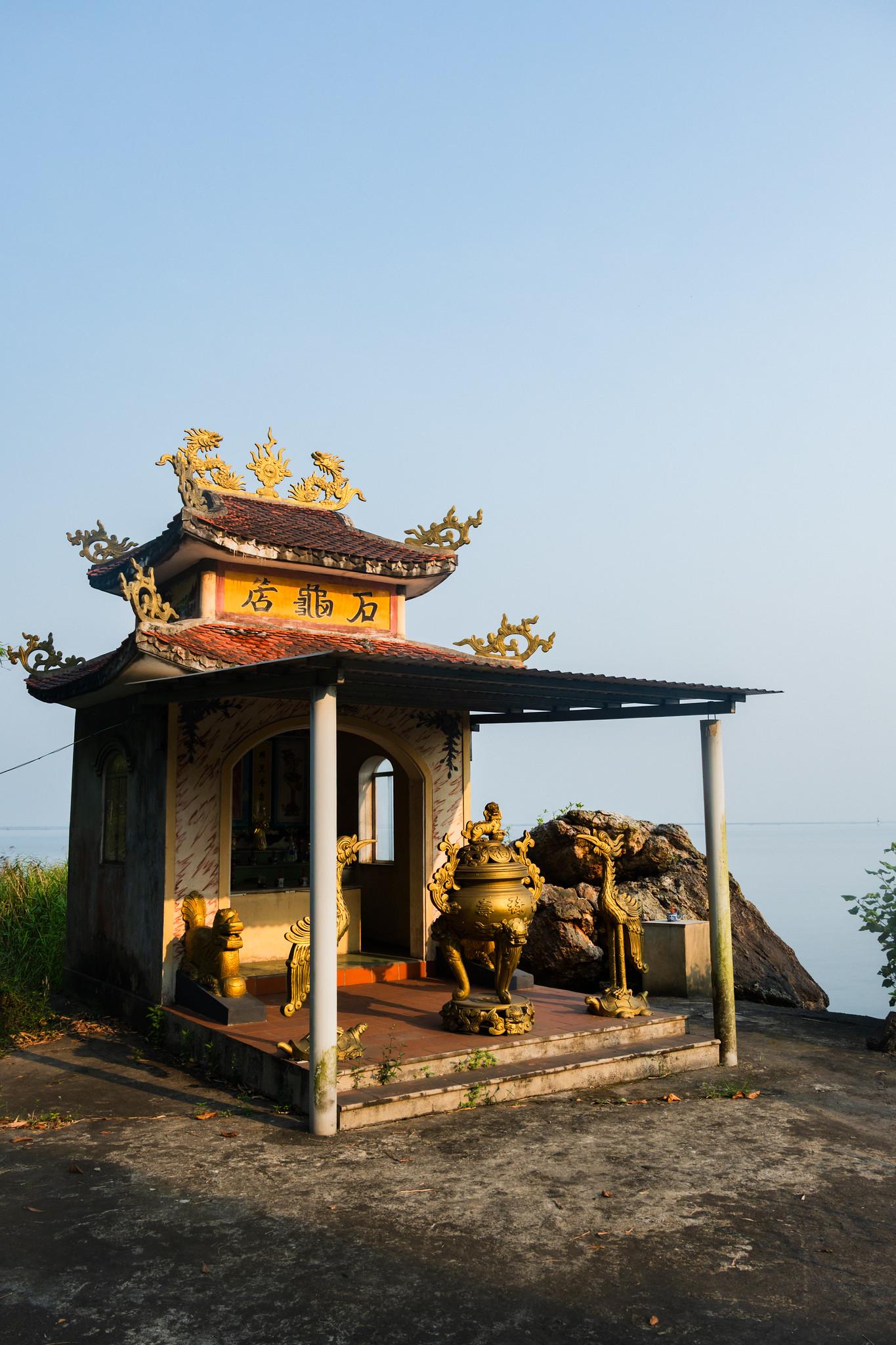 By Cau Hai Lagoon