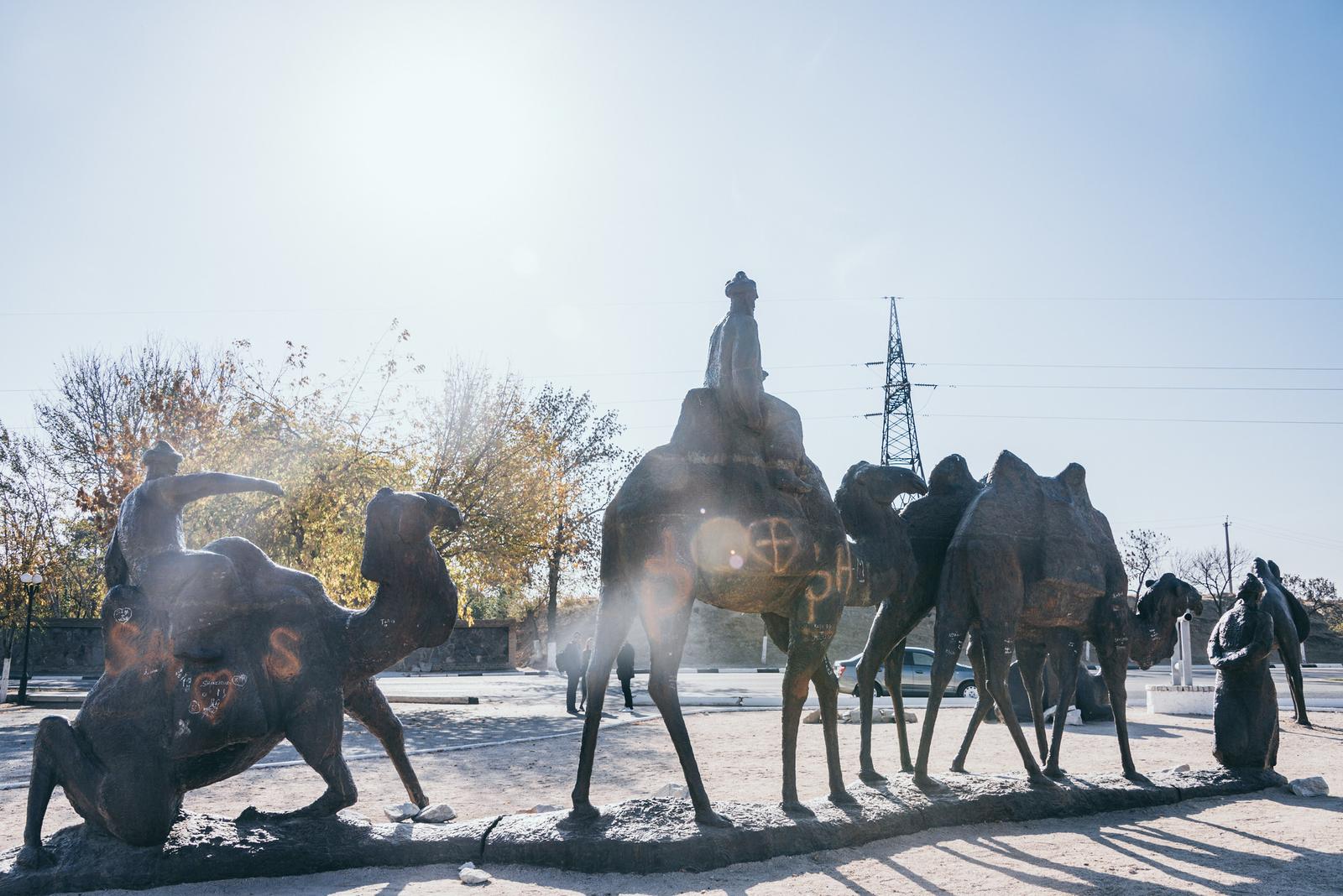 Camel Caravan Statue