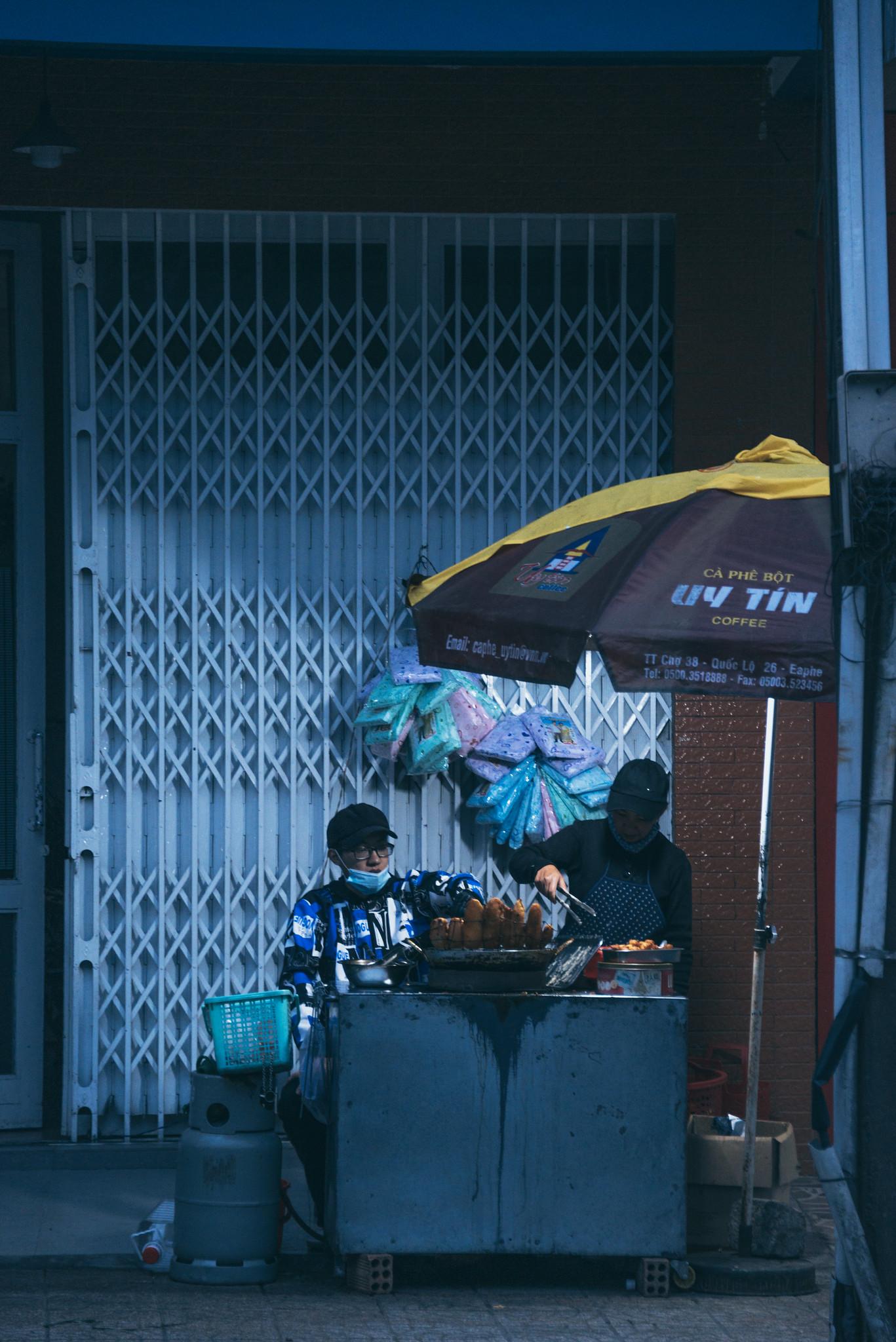 A Warm Food Vendor