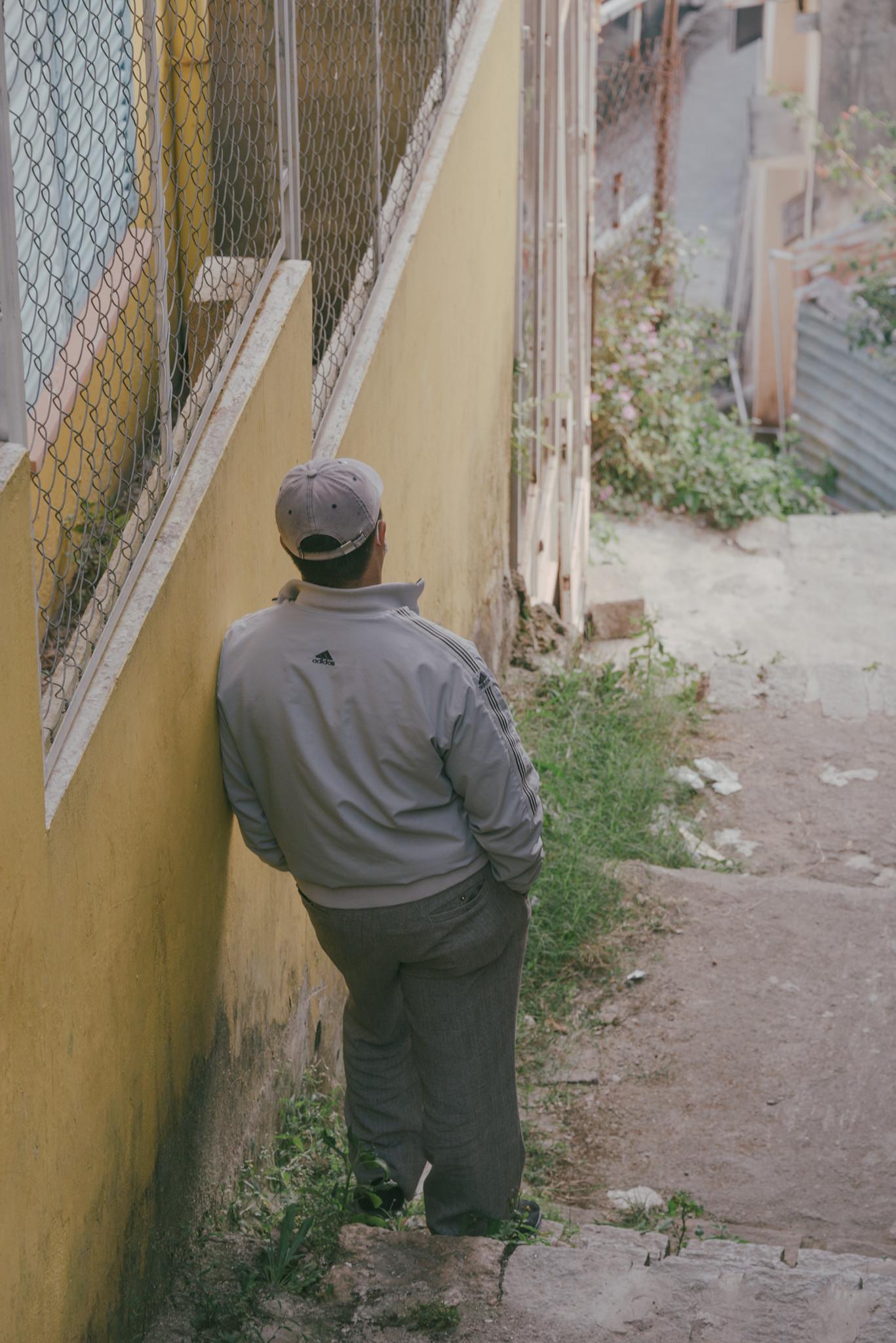 Strolling on the Sloping Roads in the Afternoon