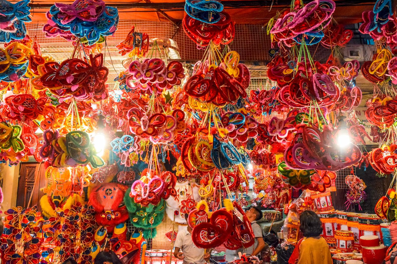 Mid-Autumn Vibe in Hang Ma