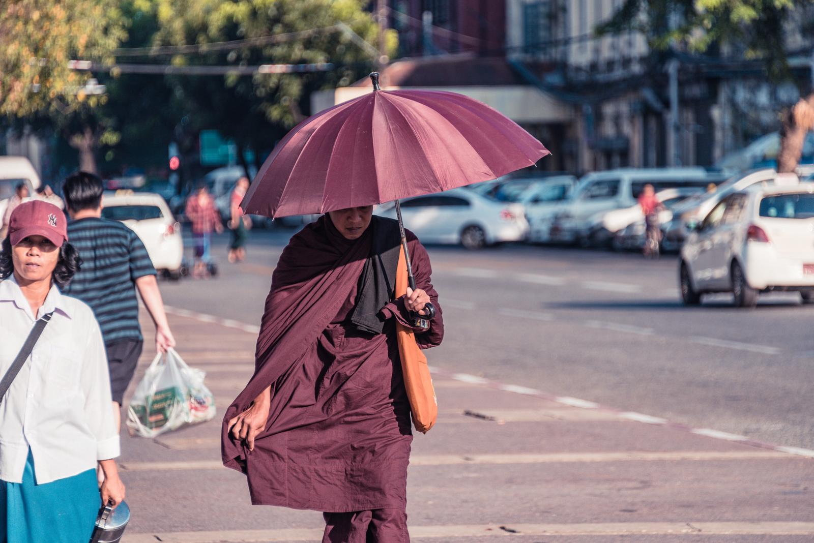 Những sắc màu văn hóa và tôn giáo