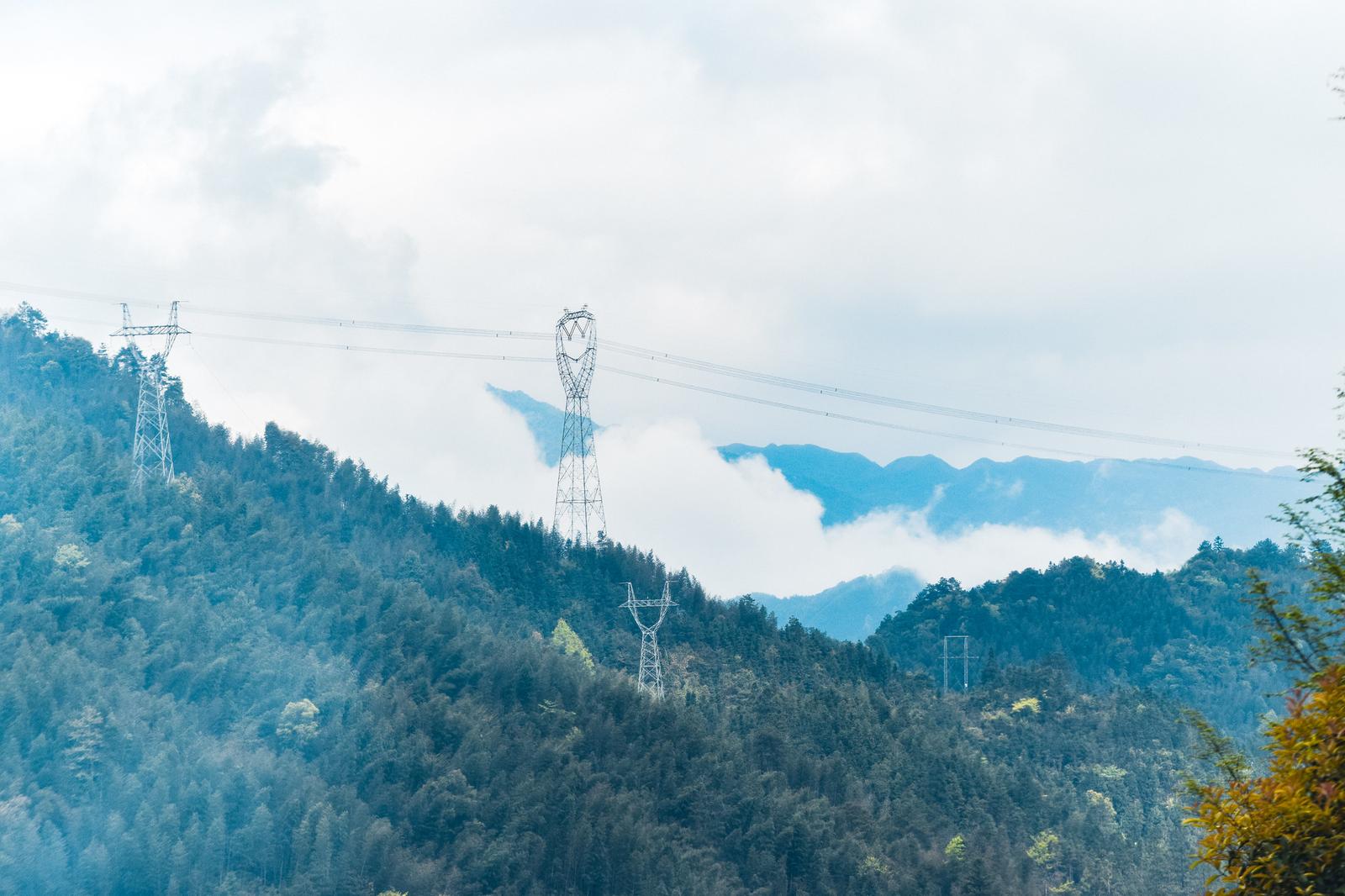 On the Road to Longsheng