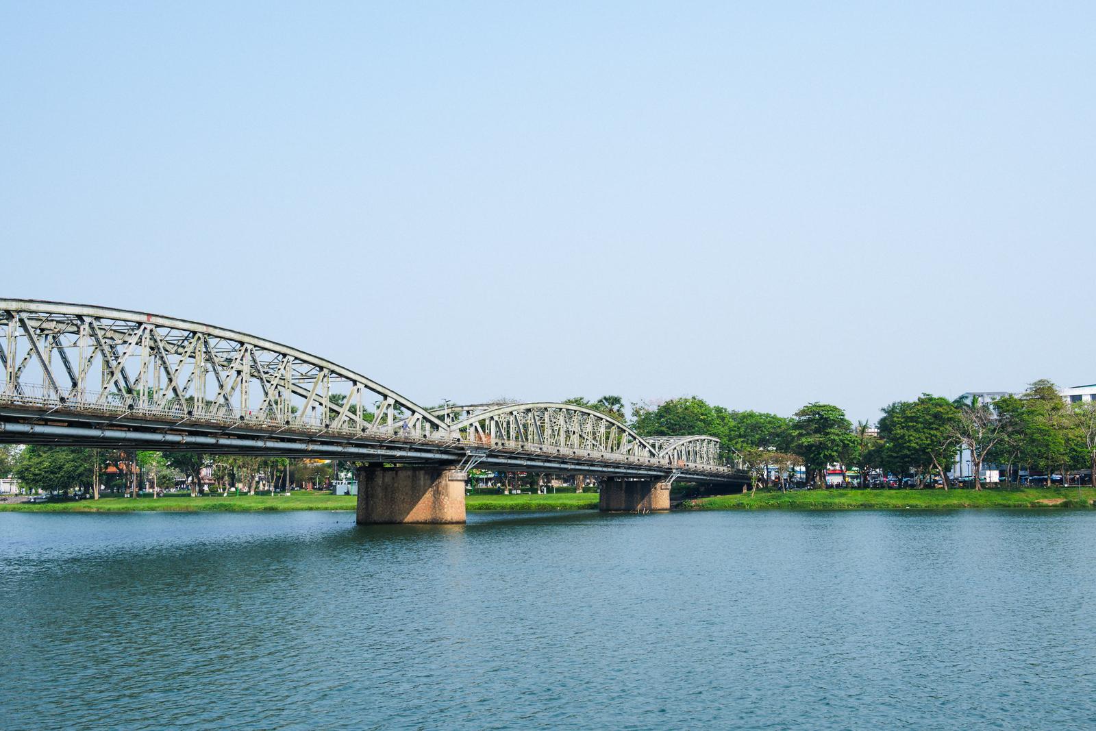 Truong Tien Bridge
