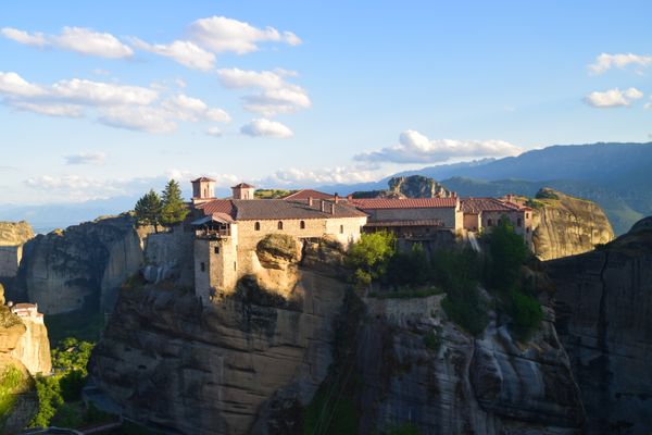 Meteora, Tháng 5, 2015