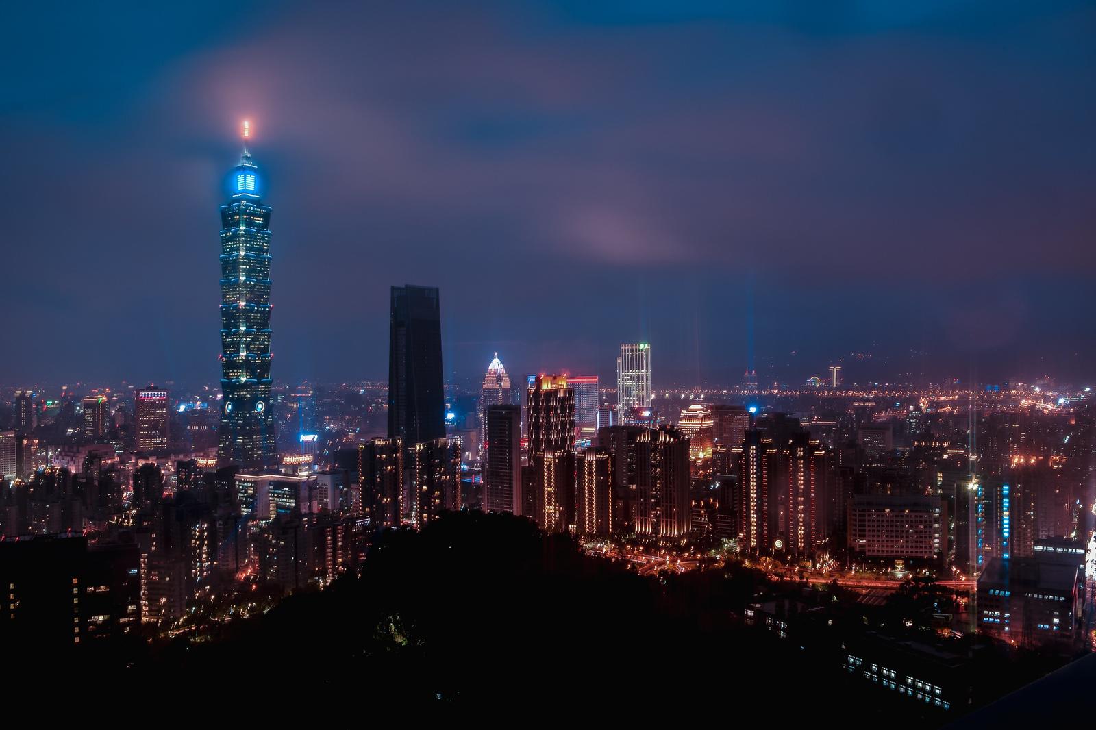 Skyline Đài Bắc về đêm